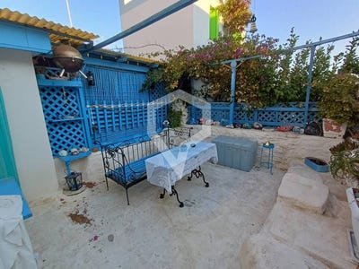 /international/gr/ano-syros-aegean-310119449800/