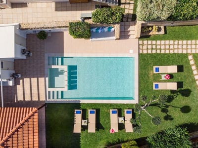 /international/gr/afrata-crete-310106596479/