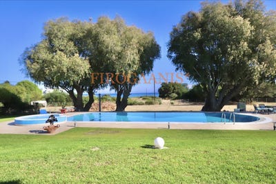 /international/gr/unnamed-road-south-rhodes-aegean-310103088335/
