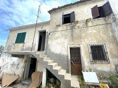 /international/gr/corfu-peloponnese-western-greece-and-ionian-310103786844/
