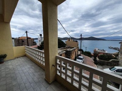 /international/gr/elounda-crete-310103787574/