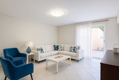 /international/gr/glyfada-attica-310108244963/