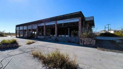 /international/gr/katerini-thessaly-central-greece-310103785722/