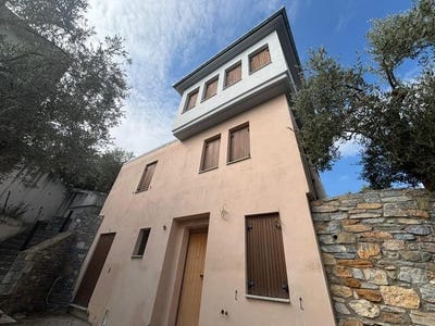 /international/gr/milies-thessaly-central-greece-310103330514/