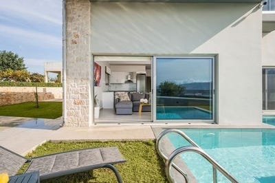 /international/gr/khania-crete-310103786459/