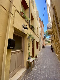 /international/gr/chania-crete-310094891749/