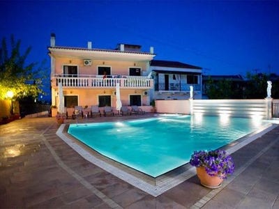 /international/gr/corfu-peloponnese-western-greece-and-ionian-310103791602/