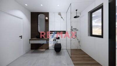 /international/gr/voula-attica-310100860570/