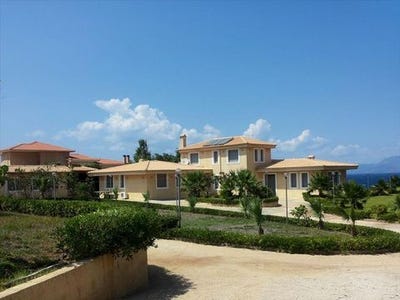 /international/gr/movri-peloponnese-western-greece-and-ionian-310103788348/