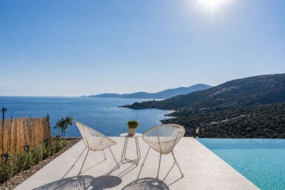 /international/gr/lefkada-peloponnese-western-greece-and-ionian-310108729779/
