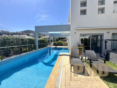 /international/gr/glyfada-attica-310107624768/