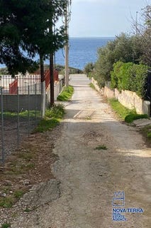 /international/gr/mavro-lithari-attica-310098735902/
