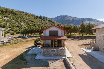 /international/gr/peloponnese-western-greece-and-ionian-310106780637/