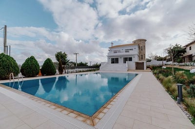 /international/gr/agios-dimitrios-attica-310108763742/