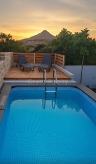 /international/gr/kastelli-crete-310109365323/