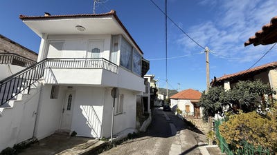 /international/gr/kamares-peloponnese-western-greece-and-ionian-310106360684/