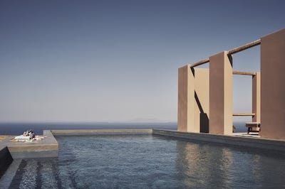 /international/gr/tinos-aegean-310102230402/