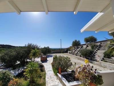 /international/gr/crete-310107887584/