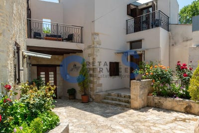 /international/gr/armenoi-crete-310109461880/