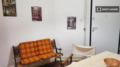 /international/gr/athens-attica-310108560078/