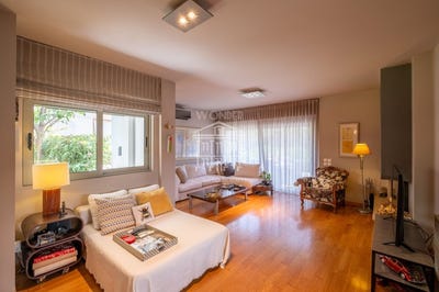 /international/gr/glyfada-attica-310106290439/
