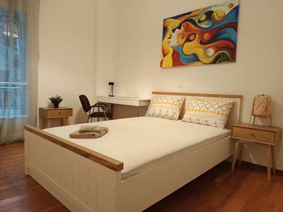 /international/gr/manou-hatzidaki-athina-aegean-310104400809/