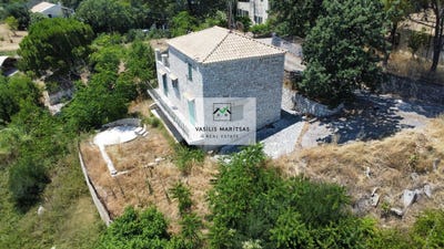 /international/gr/loutses-peloponnese-western-greece-and-ionian-310109223879/