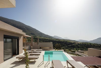 /international/gr/mariou-crete-310119976777/