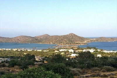 /international/gr/elounda-crete-310103785433/