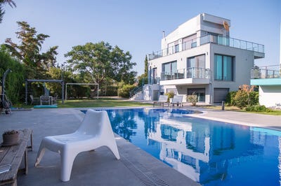 /international/gr/thermi-macedonia-thrace-310107840021/