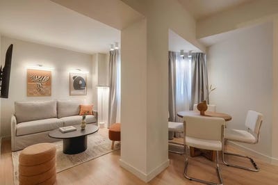 /international/gr/mpoumpoulinas-pireas-attica-310107739640/
