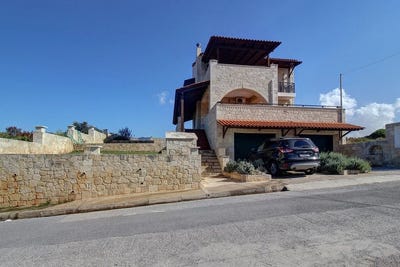 /international/gr/chorafakia-crete-310109429886/