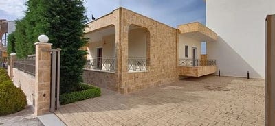 /international/gr/aigeira-peloponnese-western-greece-and-ionian-310106488285/
