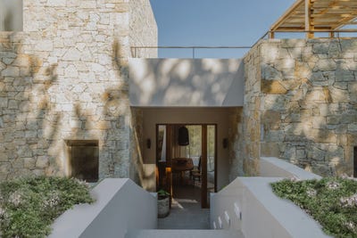 /international/gr/agios-christoforos-peloponnese-western-greece-and-ionian-310106595357/