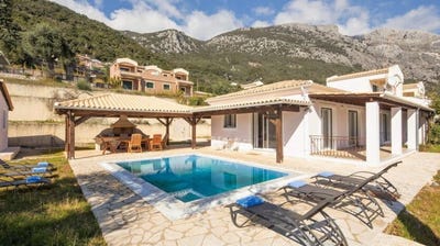 /international/gr/barbati-peloponnese-western-greece-and-ionian-310101175928/