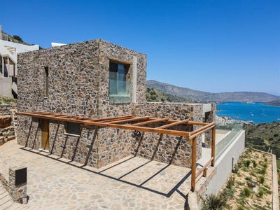 /international/gr/elounda-crete-310107565863/
