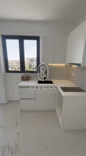 /international/gr/agios-dimitrios-attica-310109098620/?lang=id