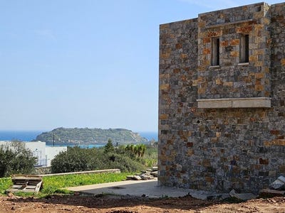 /international/gr/elounda-crete-310105629008/