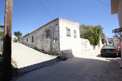 /international/gr/perdika-attica-310108429435/