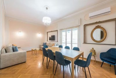 /international/gr/akarnanias-athens-attica-310093848286/