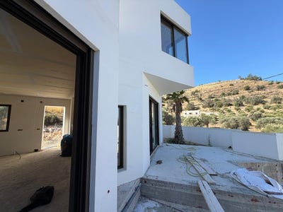 /international/gr/kamilari-crete-310120429273/