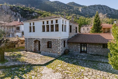 /international/gr/arachova-thessaly-central-greece-310106290341/