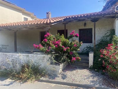 /international/gr/spilia-peloponnese-western-greece-and-ionian-310101087381/?lang=id