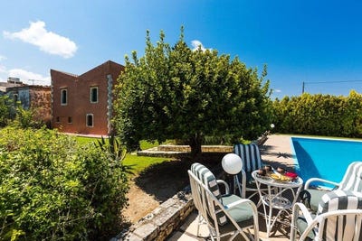 /international/gr/skaleta-crete-310109095591/?lang=id