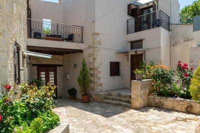 /international/gr/armeni-crete-310104397867/