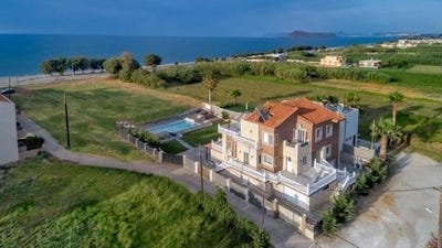 /international/gr/platanias-crete-310105995329/