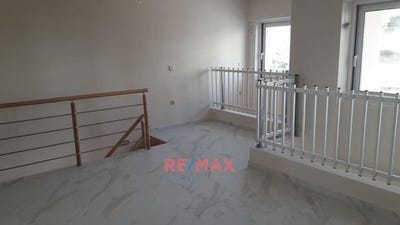 /international/gr/glyfada-attica-310100860572/