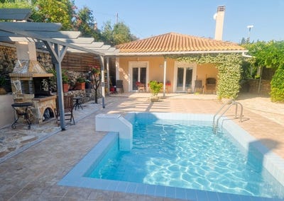 /international/gr/tragaki-peloponnese-western-greece-and-ionian-310108596138/