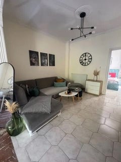 /international/gr/sikies-macedonia-thrace-310103772886/