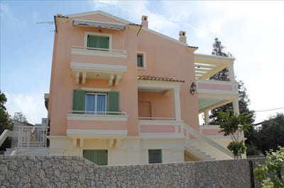 /international/gr/corfu-peloponnese-western-greece-and-ionian-310098124036/